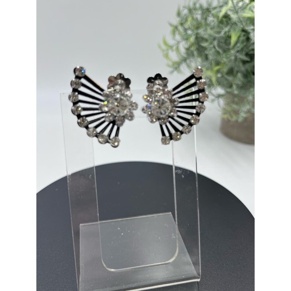 Coro Vintage Signed Rhinestone Clip-On Fan Silver Tone Black Crystal Earrings - Picture 13 of 16